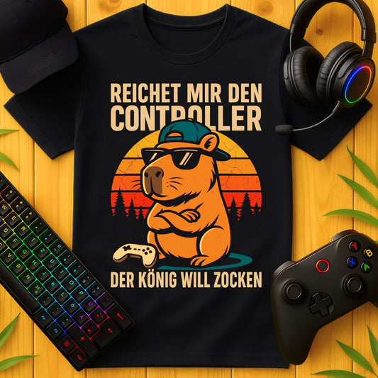 King Wants to Gamble Capybara T-Shirt